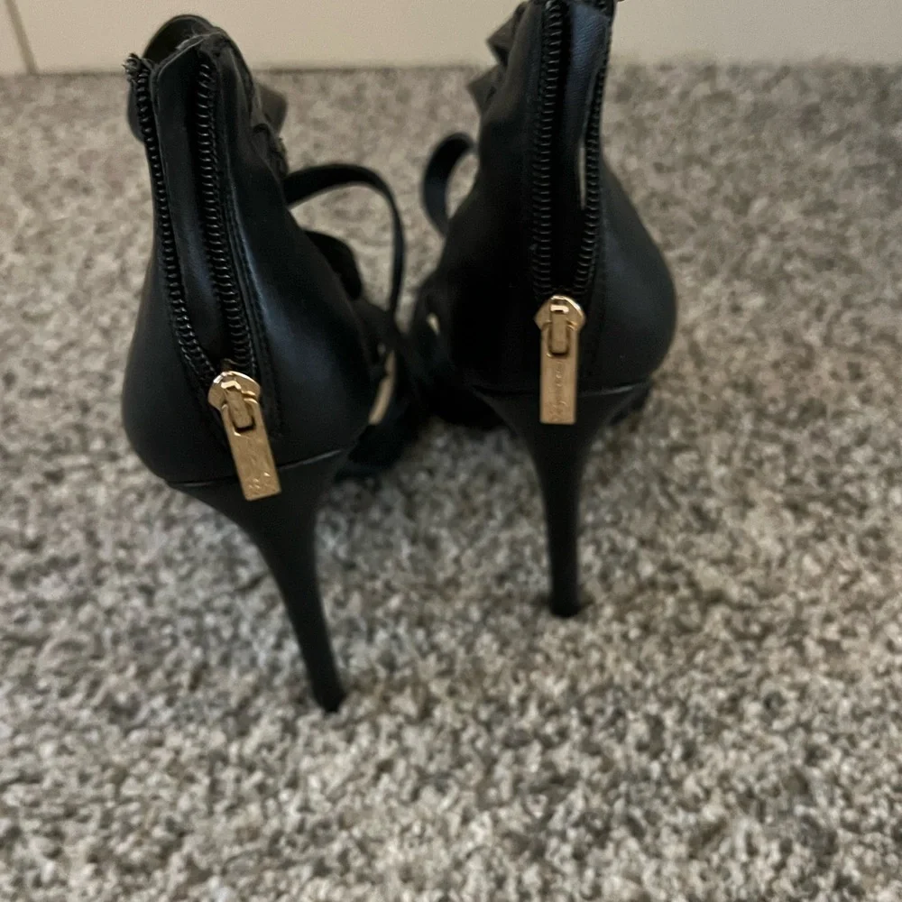 Jessica Simpson Black Strappy High Heel Sandals